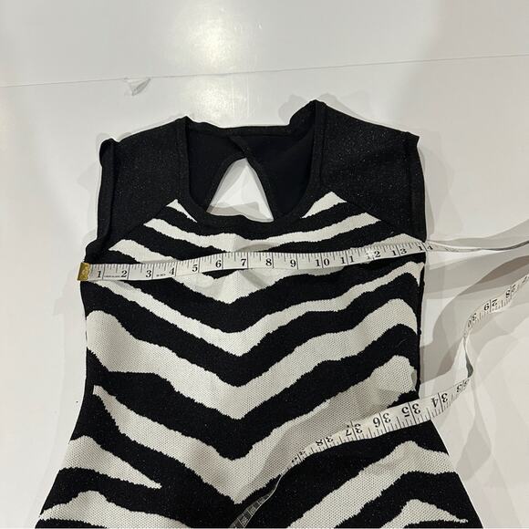Forever 21 Black &‎ White Zebra Print Sleeveless Bodycon Dress Size M - Picture 7 of 9